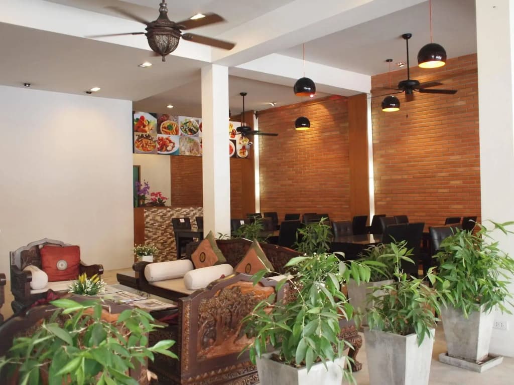 RoongRuang Hotel - photo 16