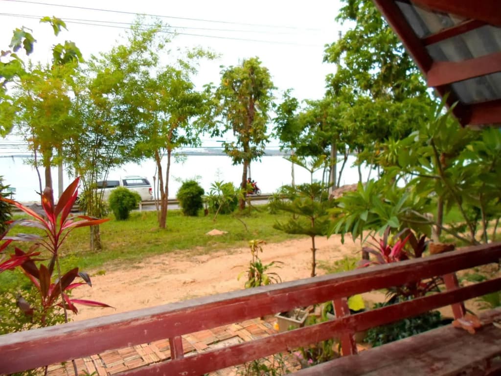 Bangrak Bungalow - photo 3