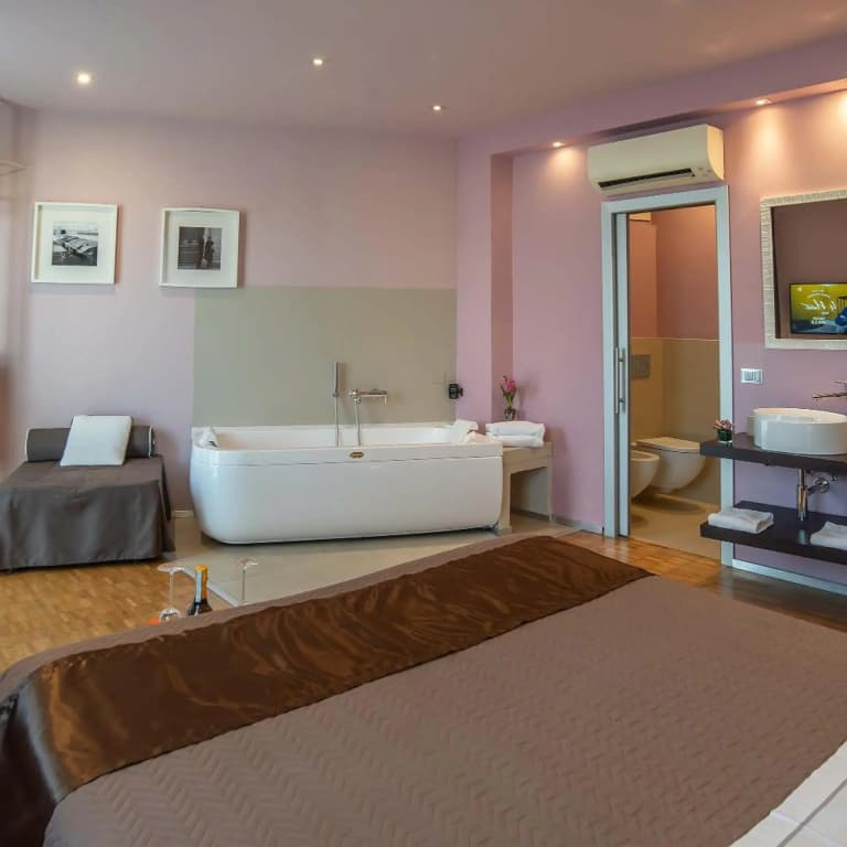 Hotel Orcagna - photo 48