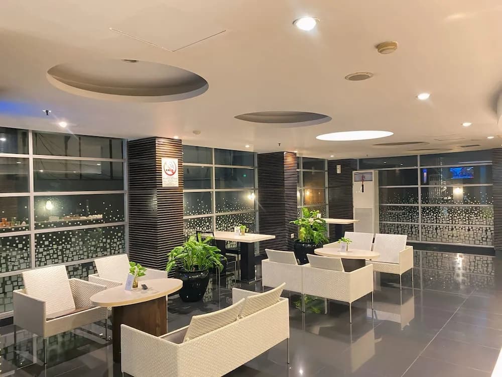 Studio One Thamrin Hotel - photo 10