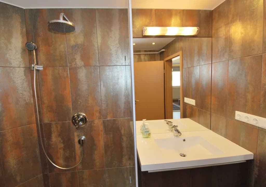 Arpad Bridge Apartments - photo 7