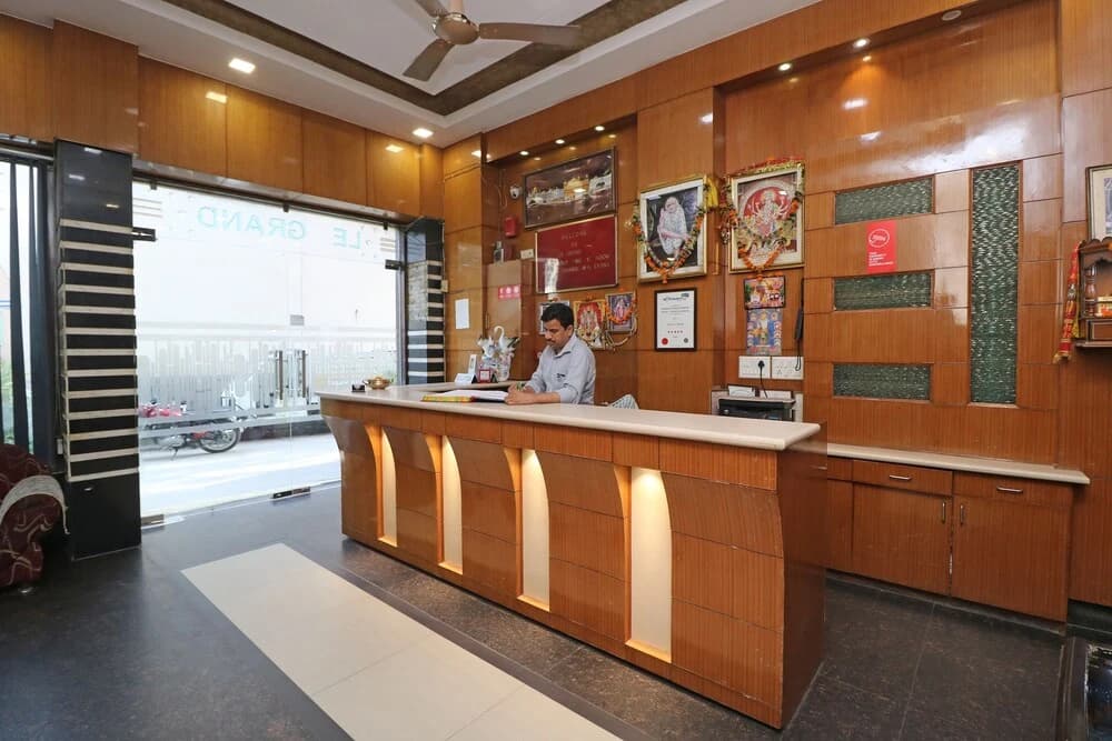 OYO 6109 Le Grand - photo 13