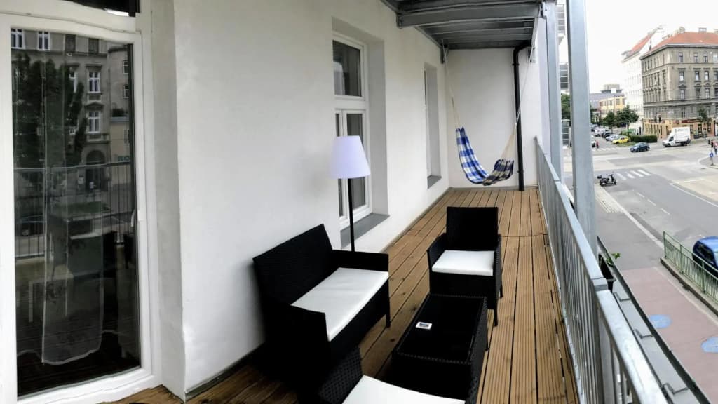 Spacious Apartment in Center with Terrace - photo 17