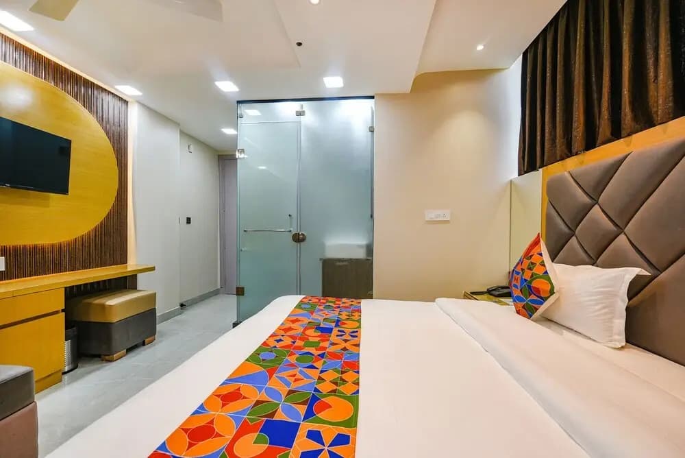Fabhotel Grand Palazzo - photo 4