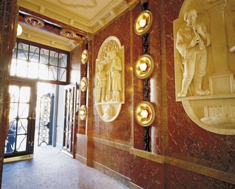 Marks Apart Hotel - photo 2