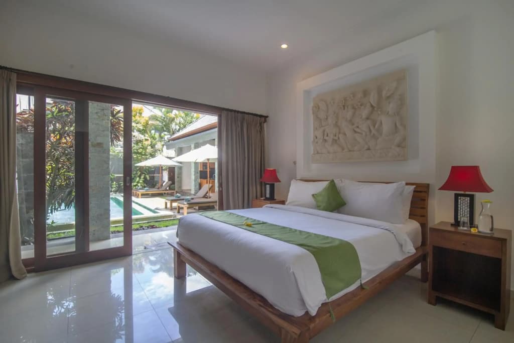 Echo Beach Villa - photo 2