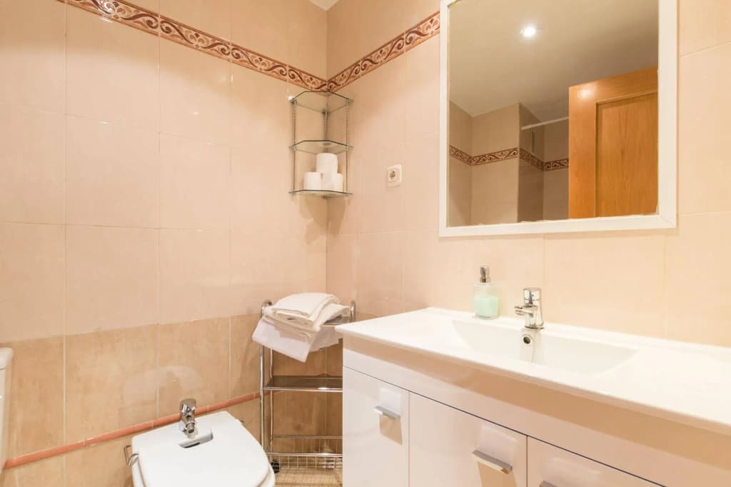 Caballero de Gracia Apartamentos - photo 9