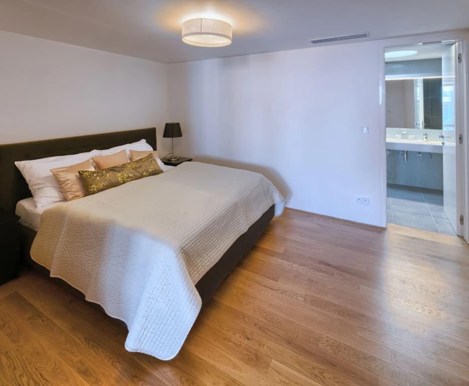 EMPIRENT Karlin Apartments - photo 3