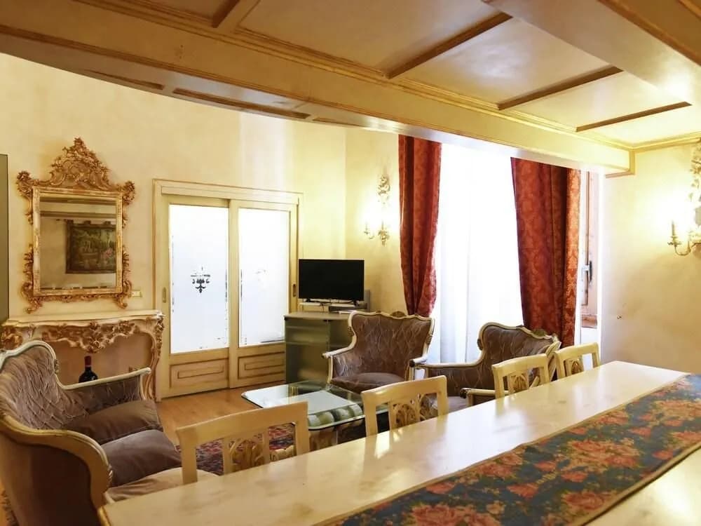 Picturesque Apartment in Florence Town Centre - photo 2
