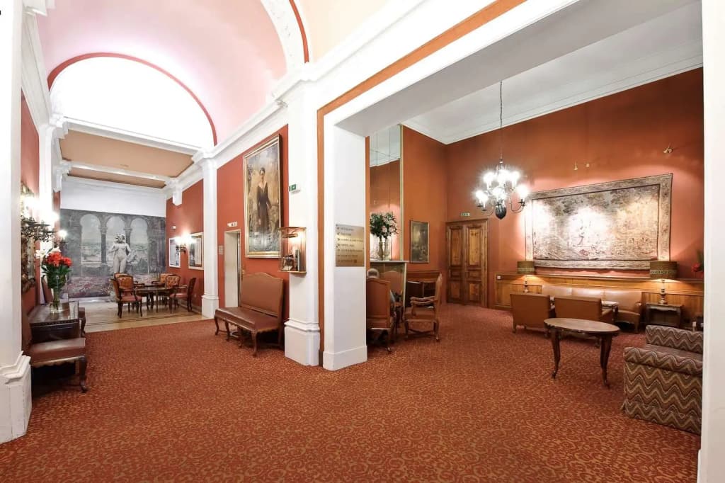 Hotel Regina - photo 27