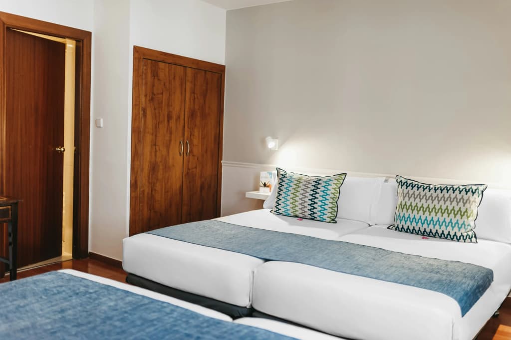Oriente Atiram Hotel  - photo 32