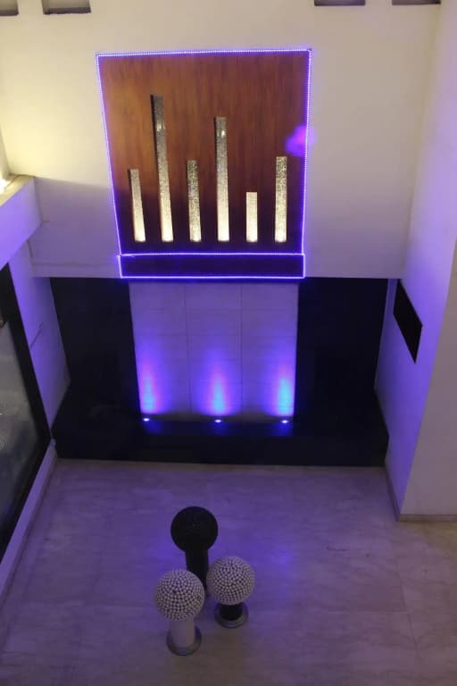 Hotel Comfort Zone Greater Kailash - photo 12