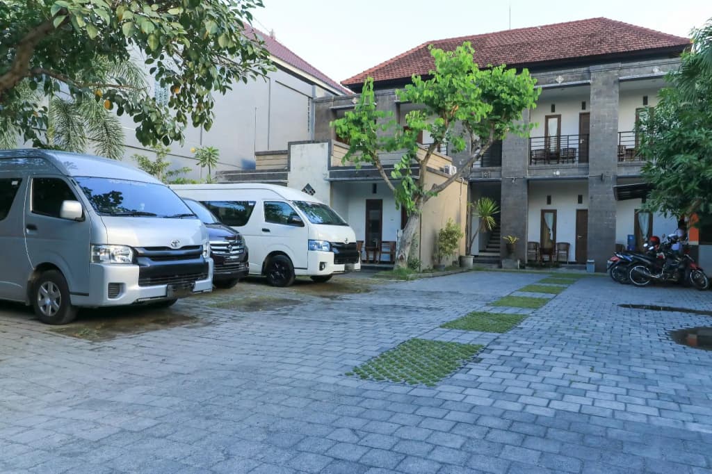 Hotel Warta Putra - photo 3