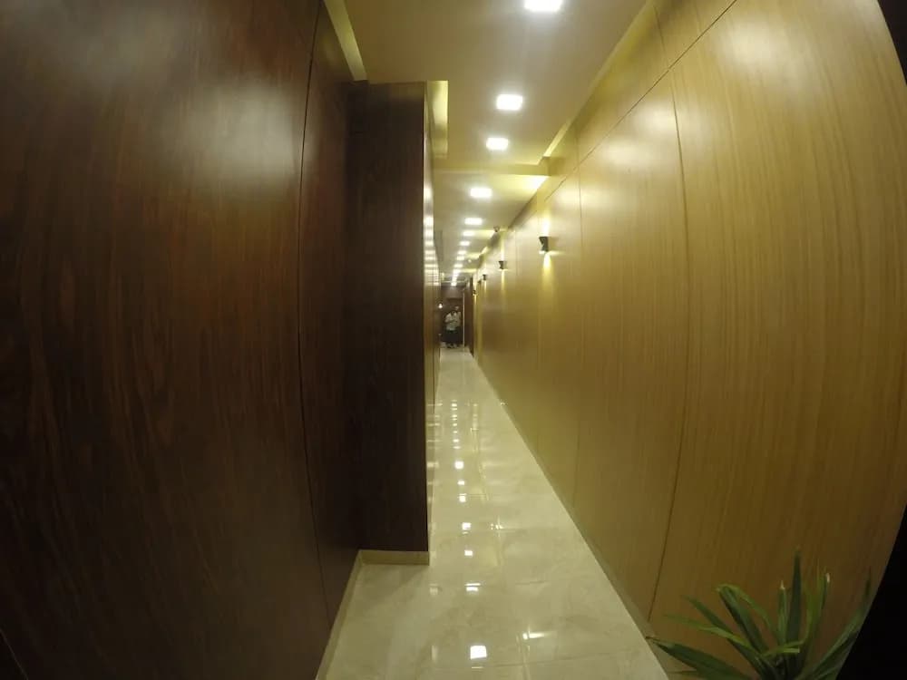 Grand City Hotel - photo 7