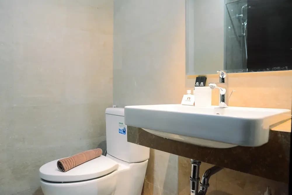 Spacious Studio Menteng Park Apartment - photo 9