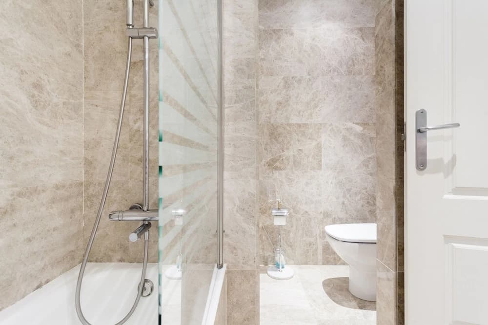 Serrano Apartment by Flatsweethome - photo 8