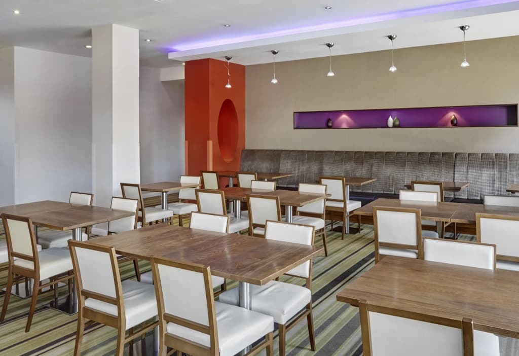 Premier Inn London Ilford - Newbury Park - photo 19