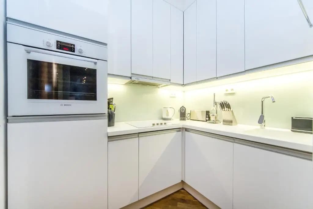 Bellevue Apartment - photo 14
