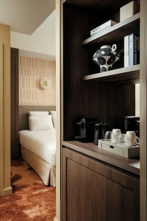 Jills Hotel - photo 18
