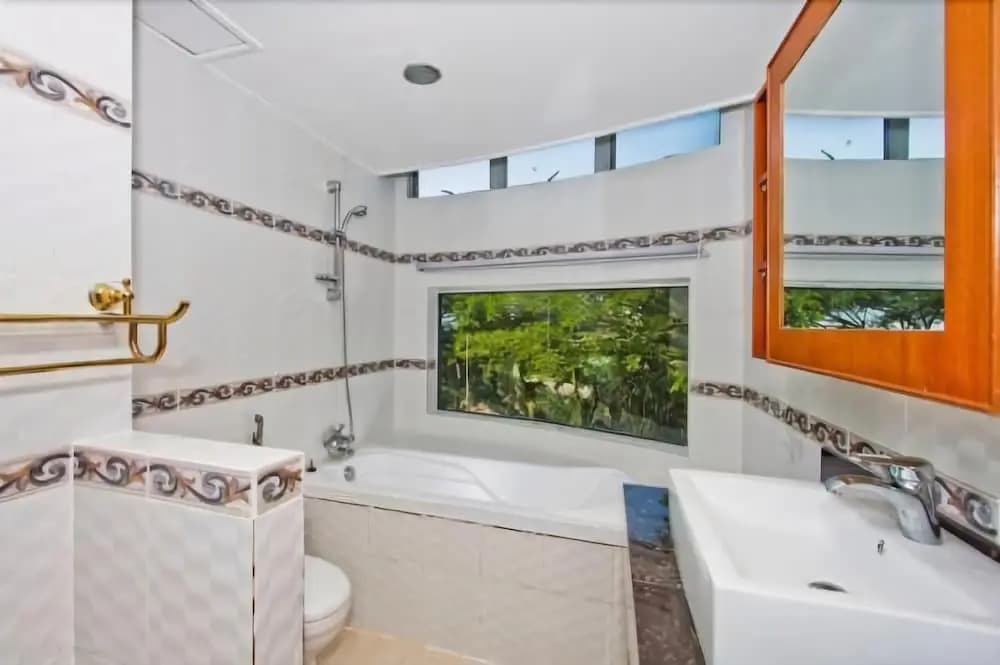 Sanctuary Resort - photo 49