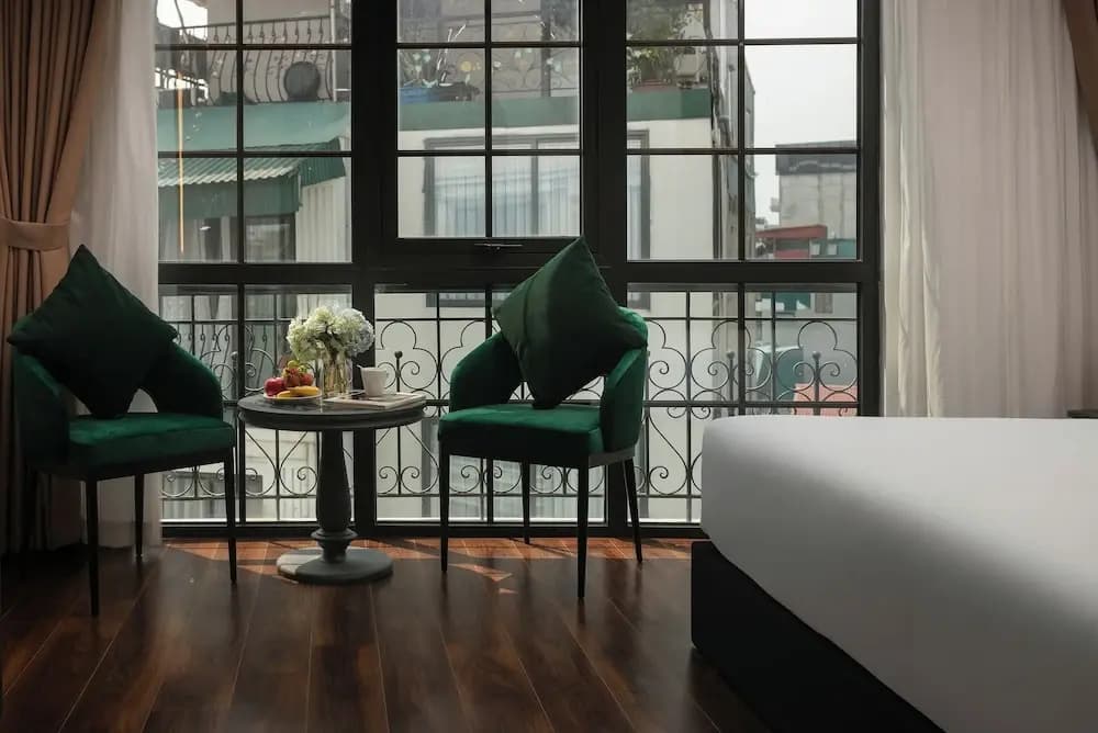 Hanoi Plaza Suite Hotel & Spa - photo 4