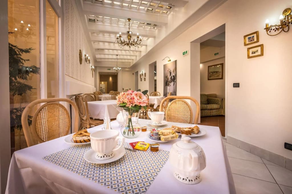 Hotel Veneto Firenze - photo 18