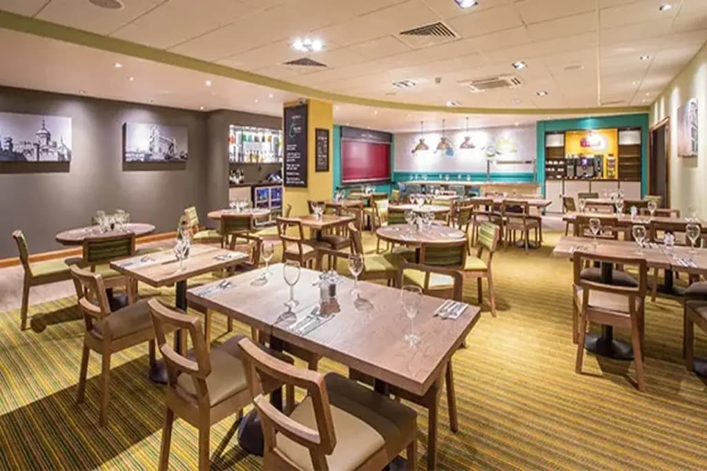 Premier Inn London City - Tower Hill - photo 15
