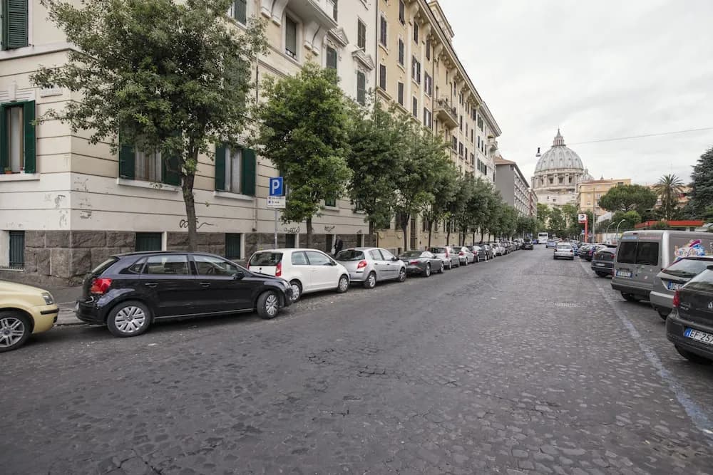 St Peter Square Apartment - photo 14