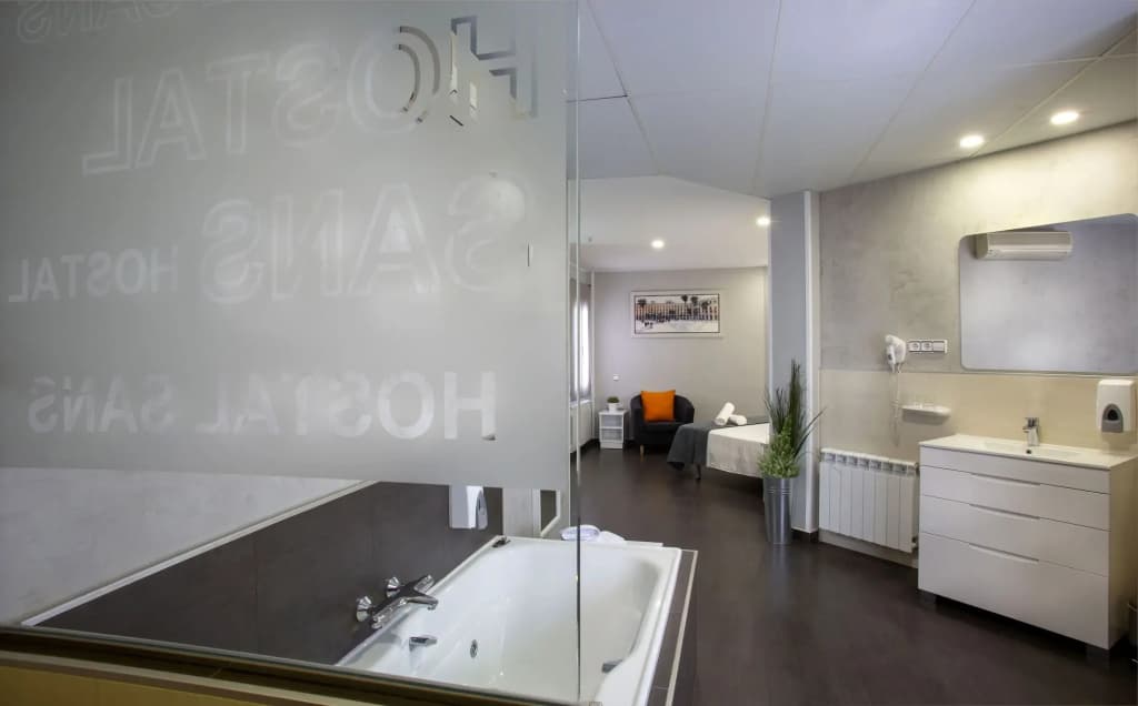 Hostal Sans - photo 10