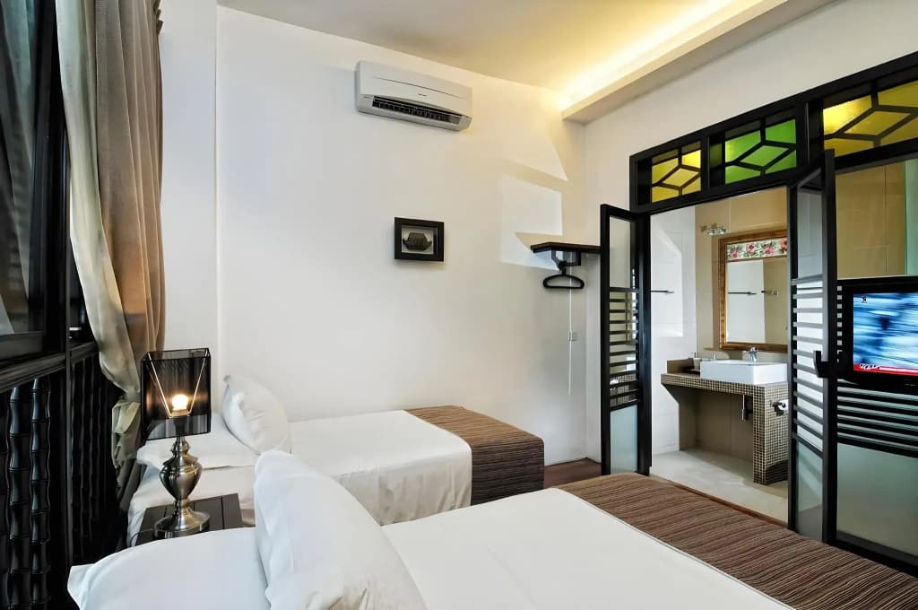 Courtyard At Heeren Boutique Hotel - photo 5