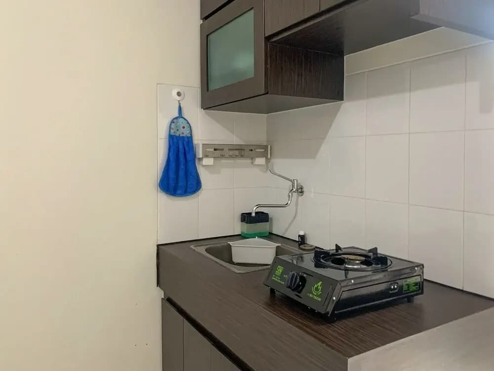 Simply And Cozy Stay Studio Room At Sentraland Cengkareng Apartment - photo 1