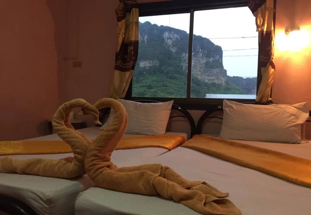 Marina Guesthouse - photo 6