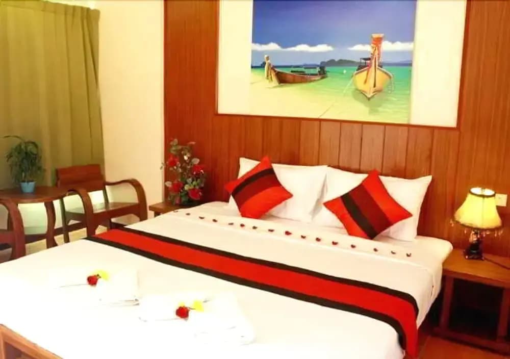 NNC Patong Inn - photo 4