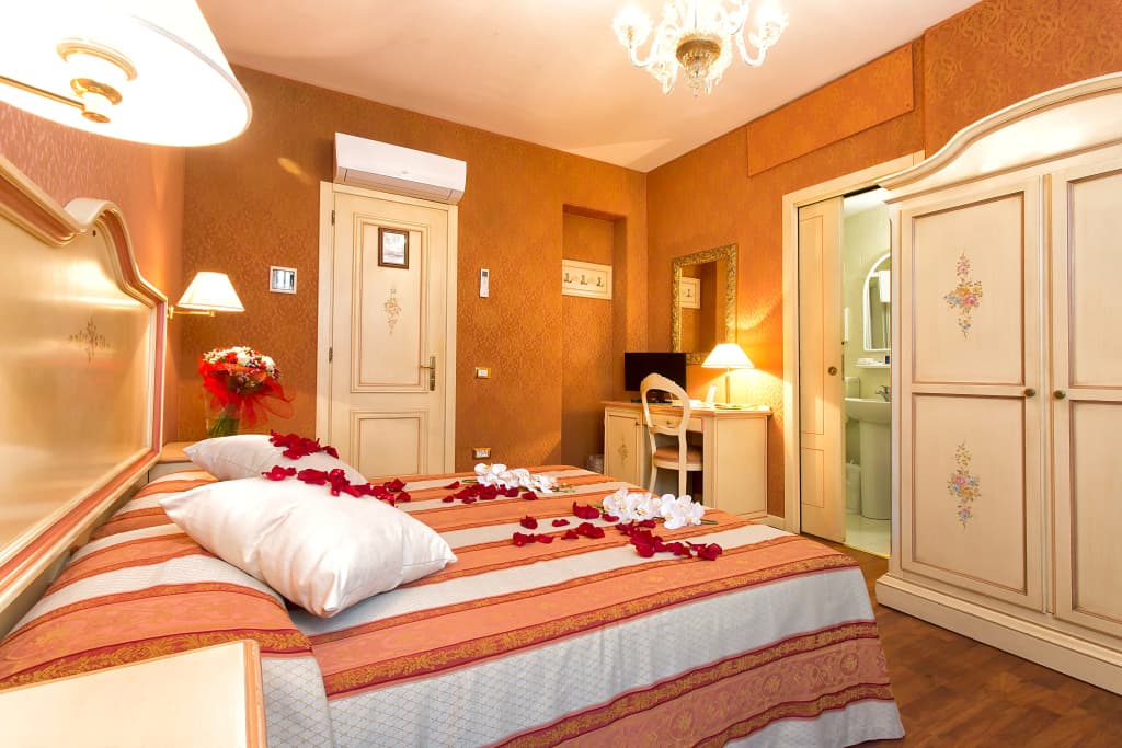 Hotel Conterie - photo 5