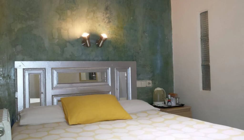 Hostal Casa Chueca - photo 2