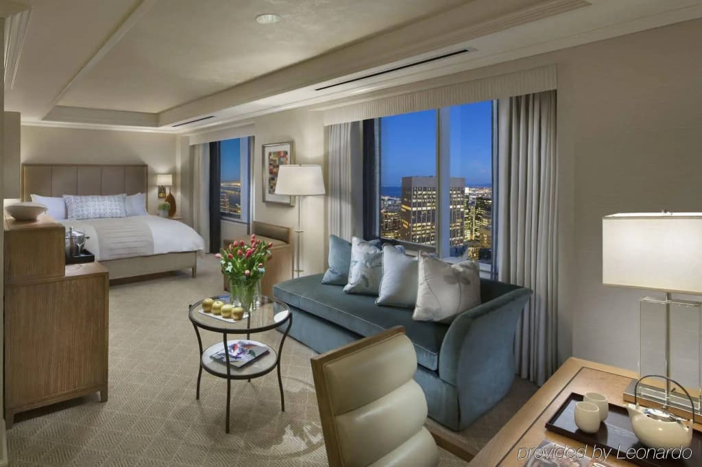 Four Seasons Hotel San Francisco at Embarcadero - photo 6