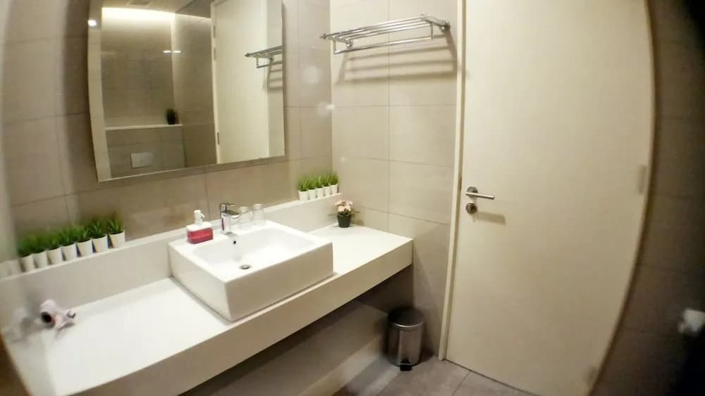 Roomy at Bukit Bintang - photo 8