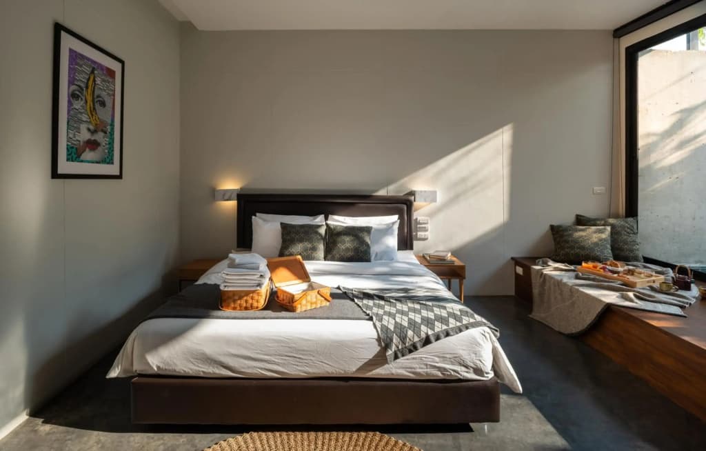Cherlock Hotel - photo 2