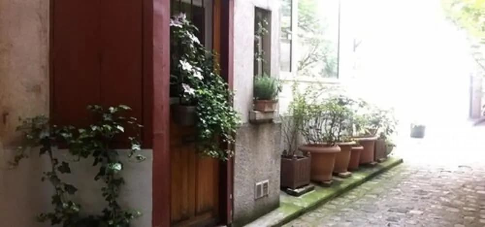 Urban Chic Montmartre Loft - photo 13