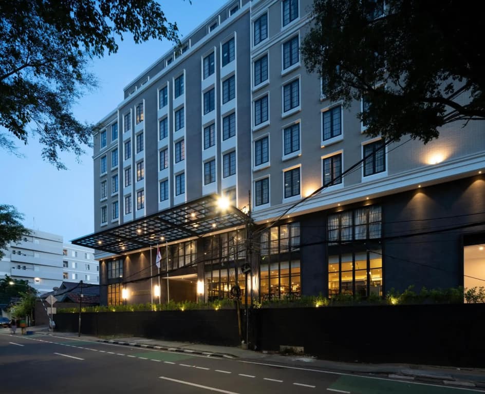 Maia Hotel Jakarta - photo 1