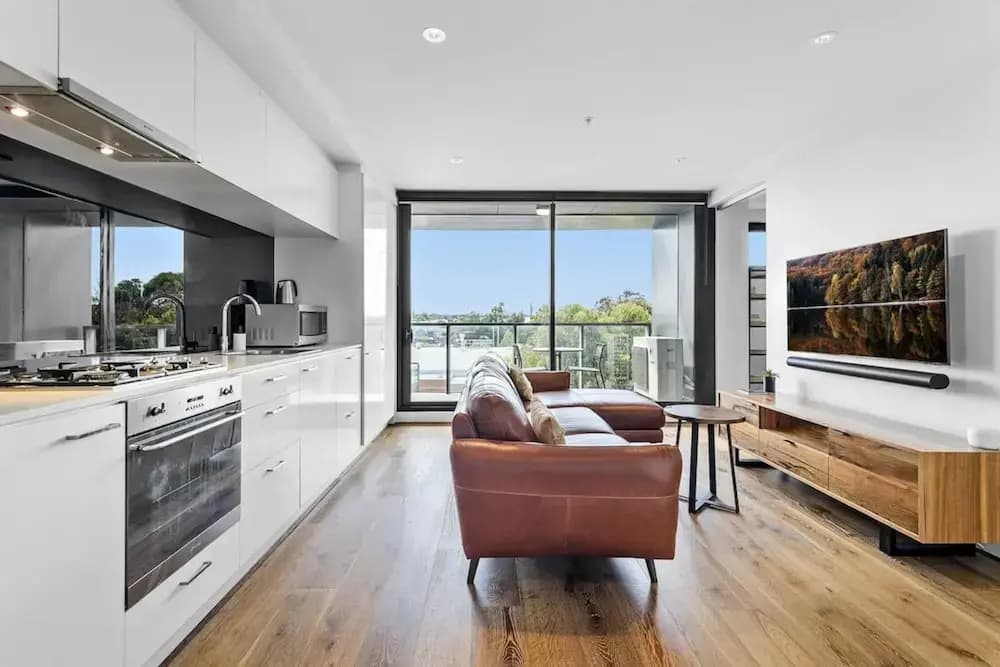 Pristine 1-bed Apartment Near Local Cafes - photo 9
