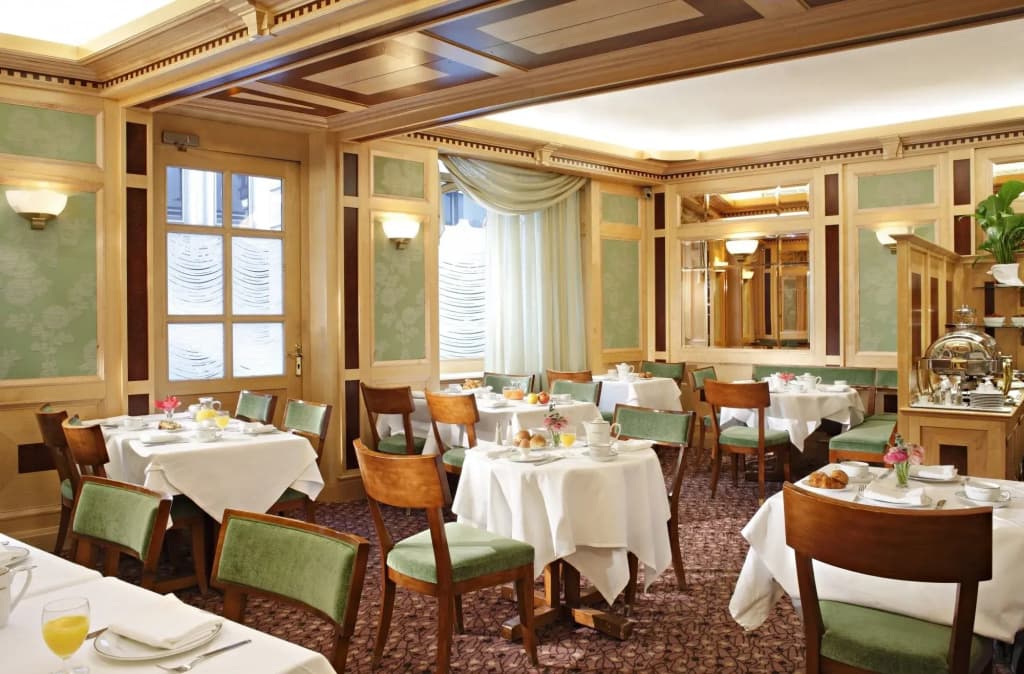 Hotel Rochester Champs Elysees - photo 25