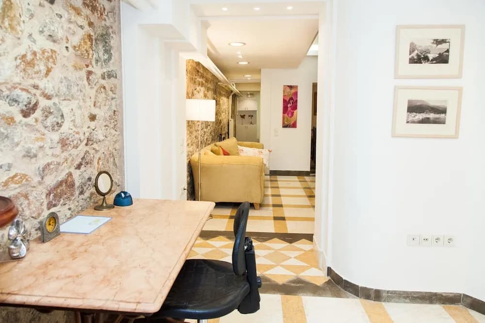 Chic Charming Central Athens Apt. - photo 13