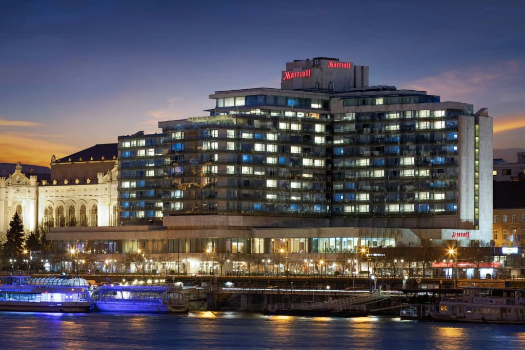 Budapest Marriott Hotel - photo 1