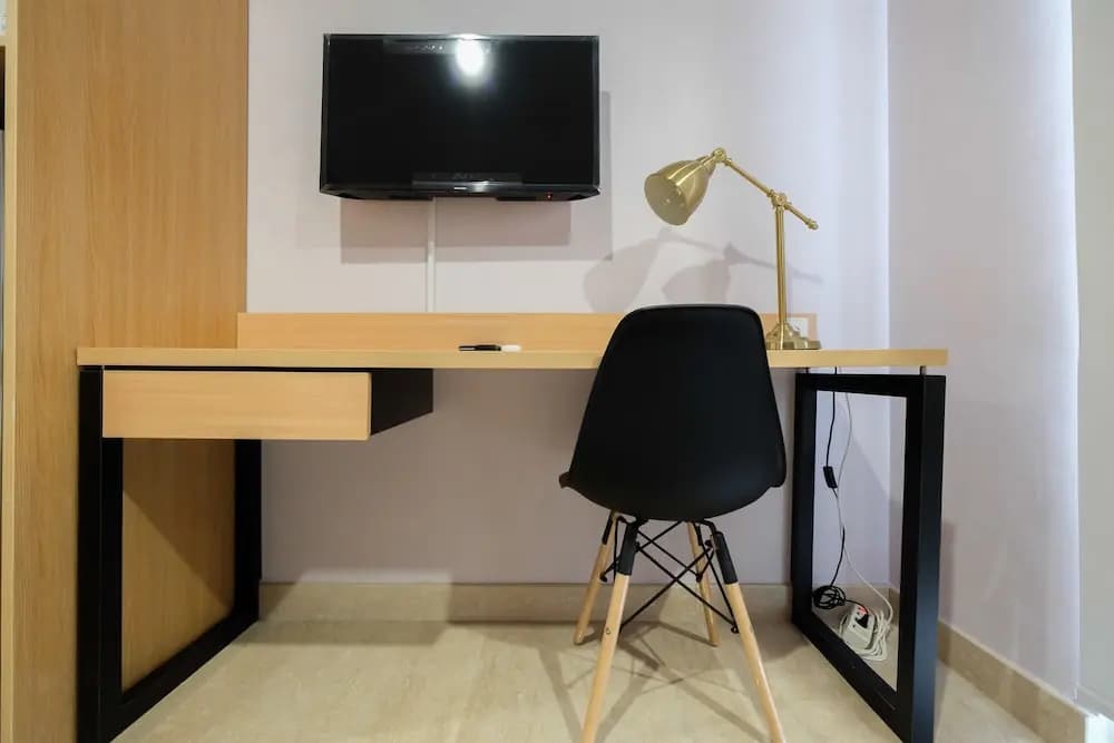 Comfortable Studio at Menteng Park Apartment - photo 4