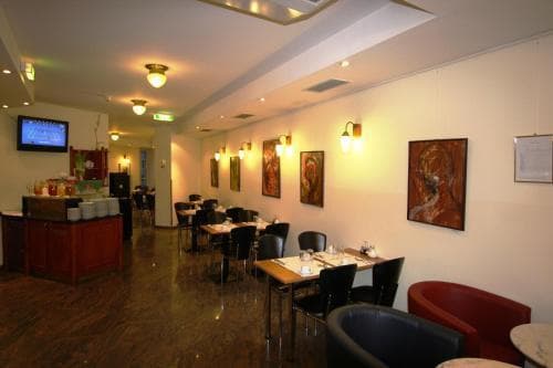 Suite Hotel 900 m zur Oper - photo 20