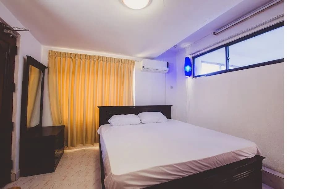 Marina Bay Apartments - photo 6