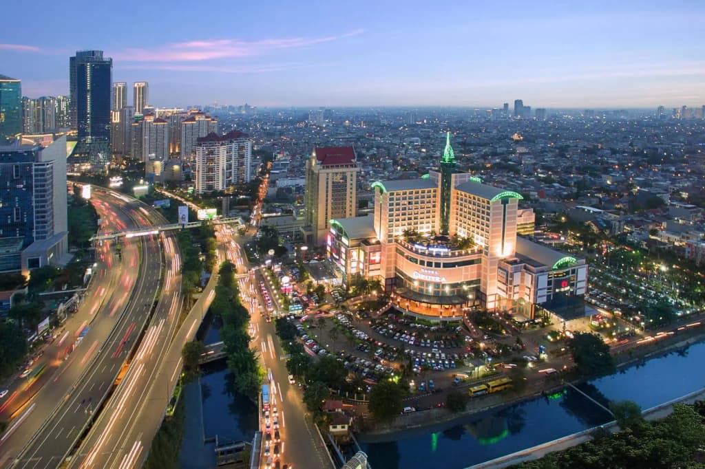 Hotel Ciputra Jakarta - photo 29