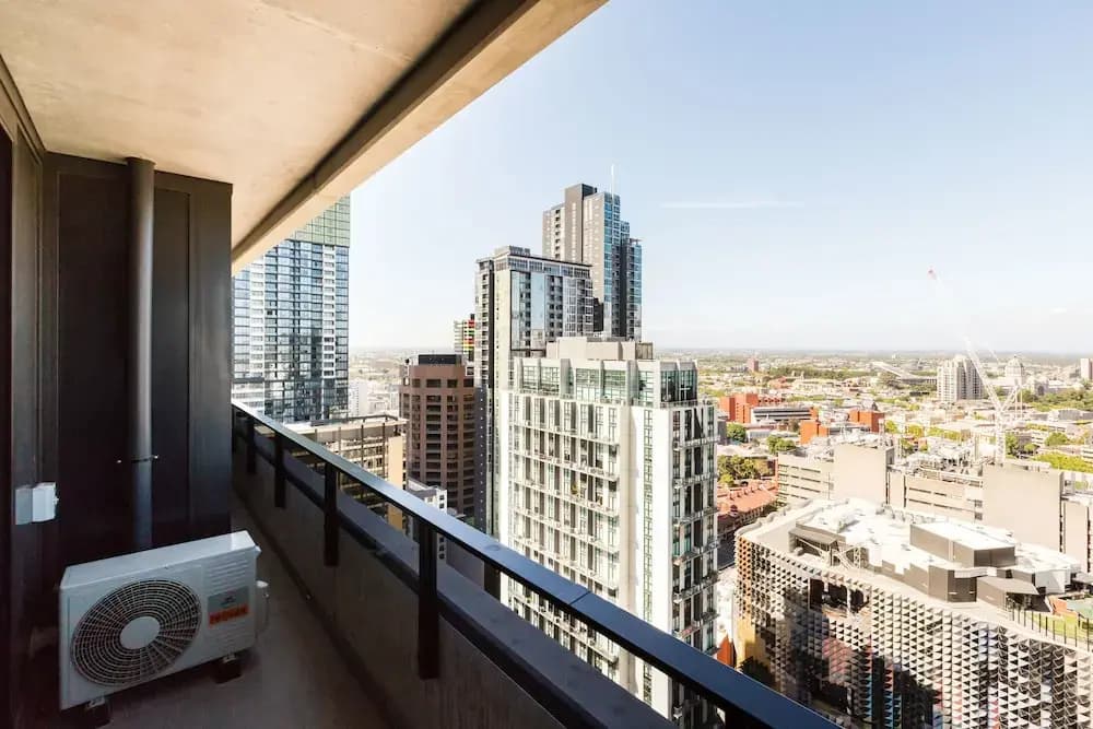 SANTERI, 2BDR Melbourne Apartment - photo 10