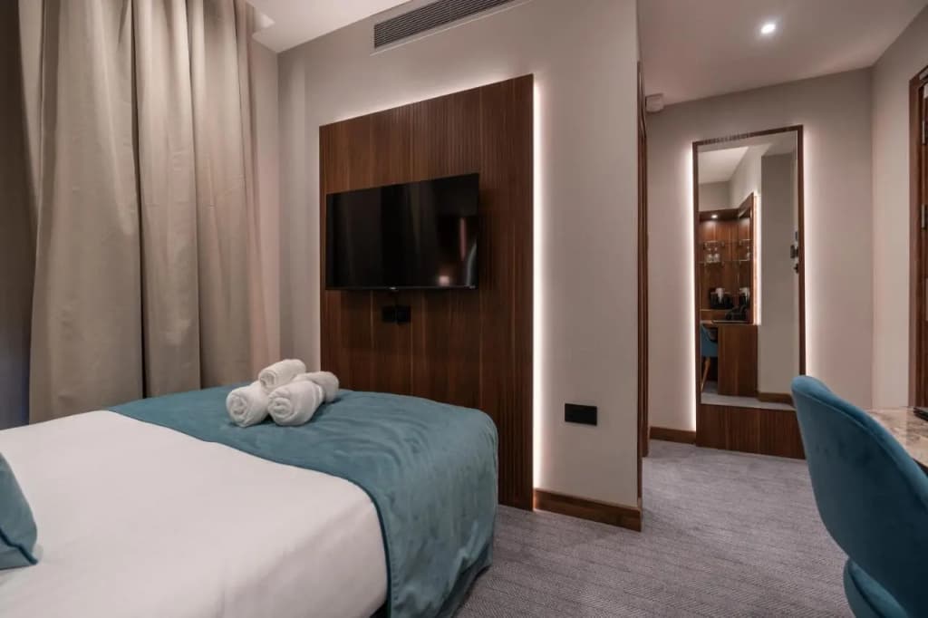 St. Mark Hotel - photo 20